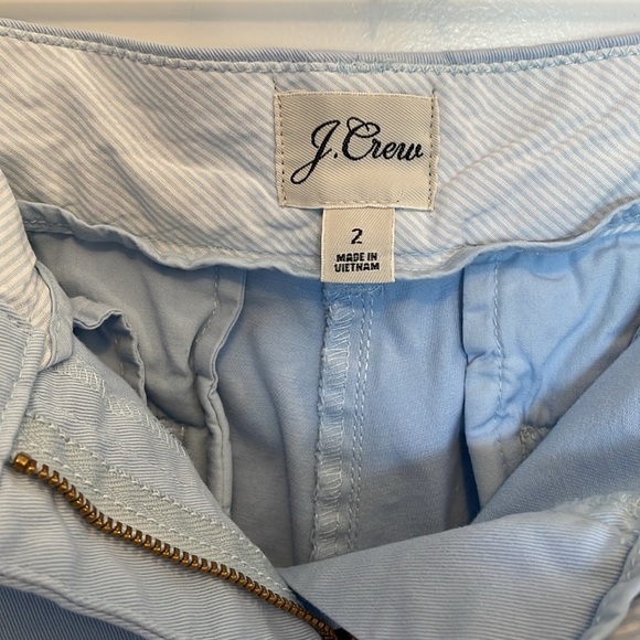 J Crew 4” Classic Chino Shorts - Picture 3 of 3